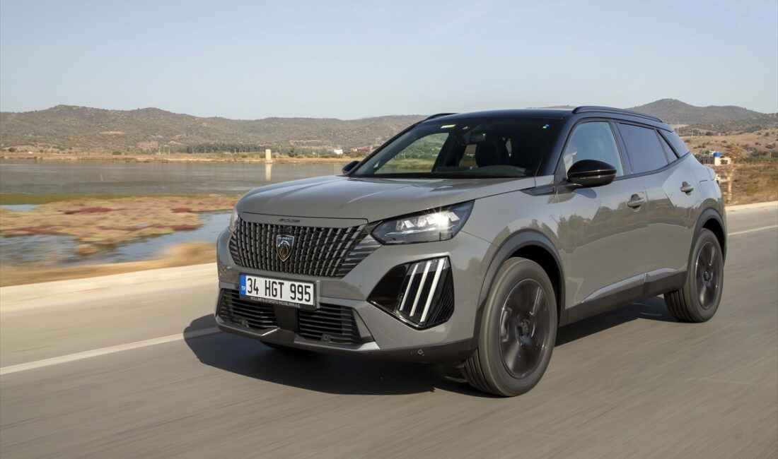 İSTANBUL (AA) – Peugeot, yenilediği B-SUV modeli 2008 ve yeni