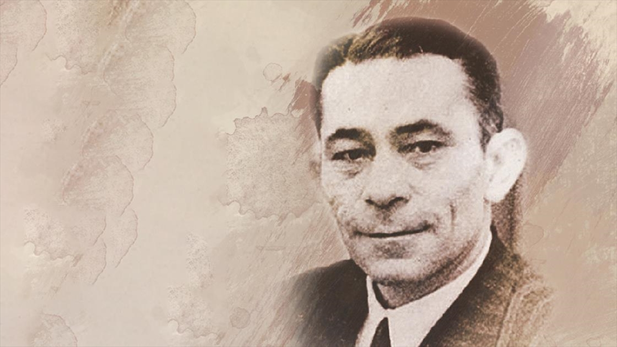 "Sanat için sanat" ilkesiyle şiirlerini kaleme alan usta şair Cahit