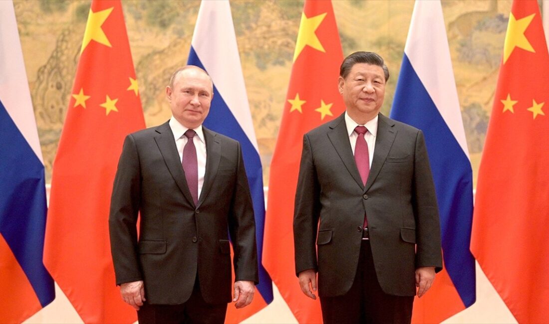 Rusya Devlet Başkanı Vladimir Putin ile Çin Devlet Başkanı Şi