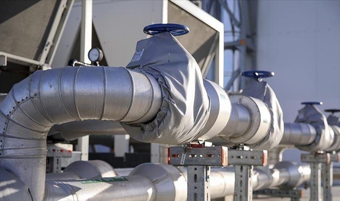 Rusya, Kazakistan üzerinden Özbekistan'a doğal gaz sevkiyatına başladı.
