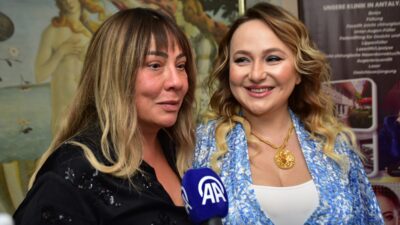 ANTALYA (AA) – "Alopesi üniversalis" hastalığı nedeniyle kaybettiği saçlarına kavuşmak