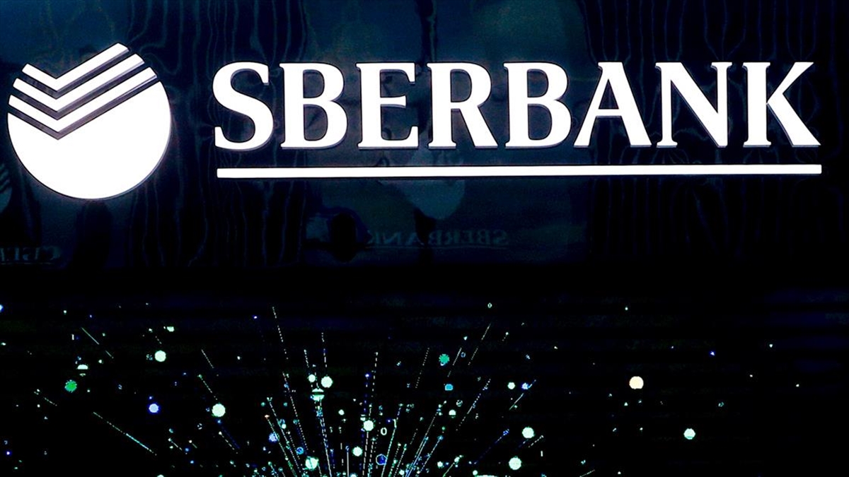 Rusya’nın en büyük bankası Sberbank’ın yılın 9 ayında 1,1 trilyon