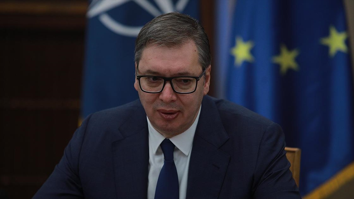 Sırbistan Cumhurbaşkanı Aleksandar Vucic, NATO'nun Kosova'daki Barış Gücünün (KFOR) varlığını