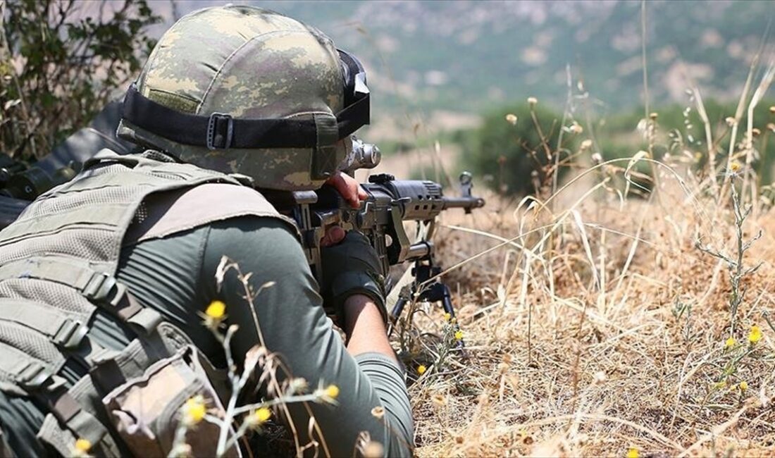 Suriye'nin kuzeyinde saldırı hazırlığındaki 2 PKK/YPG'li terörist etkisiz hale getirildi Milli Savunma Bakanlığı (MSB), Suriye'nin kuzeyinde saldırı hazırlığı yapan 2