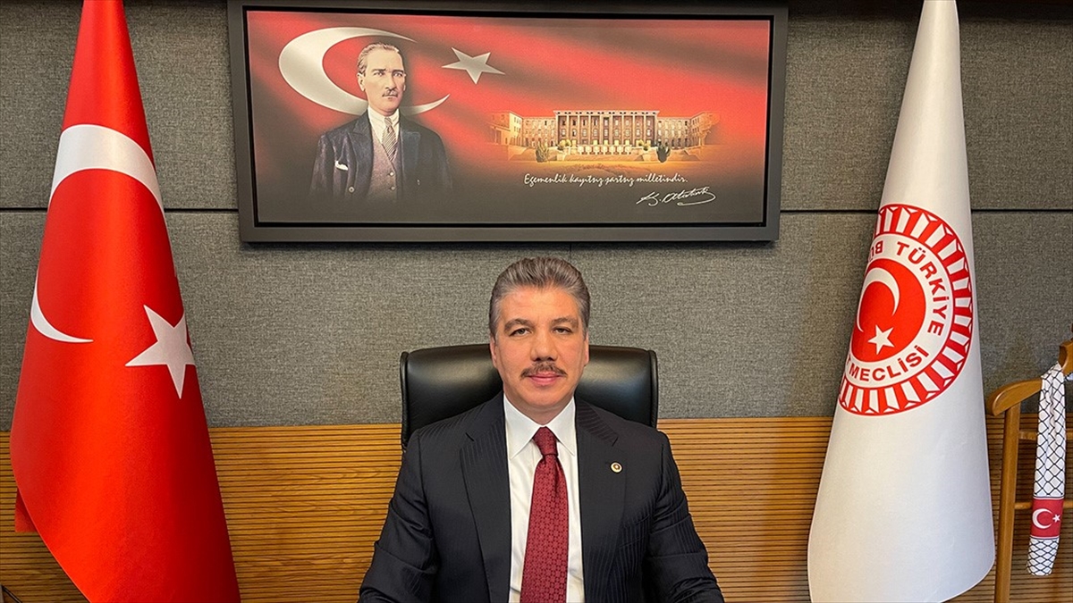 TBMM Adalet Komisyonu Başkanı ve AK Parti İstanbul Milletvekili Cüneyt