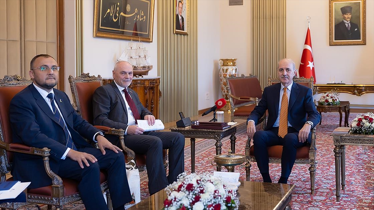 TBMM Başkanı Kurtulmuş, Uluslararası Kırım Platformu İkinci Parlamenter Zirvesi'ne önem