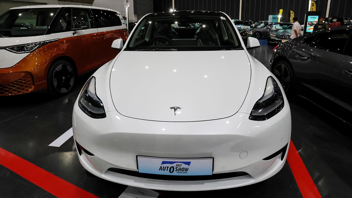 Elektrikli otomobil üreticisi, Model 3'ün fiyatında 2 bin 250 dolara,