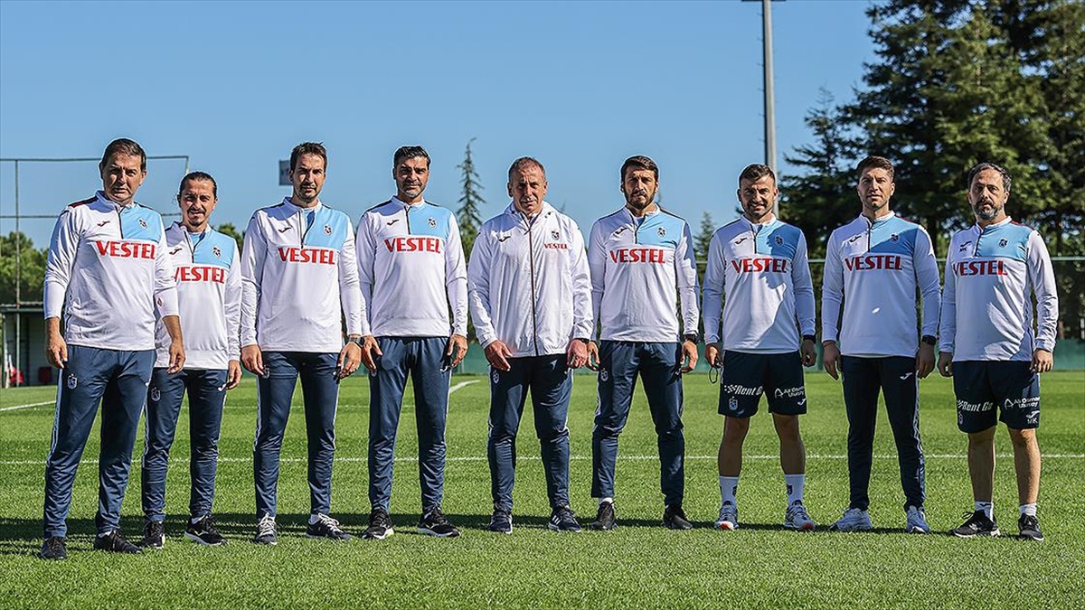 Bordo-mavili takımda 4 Mart 2023'te alınan Ümraniyespor yenilgisi sonrası yolların