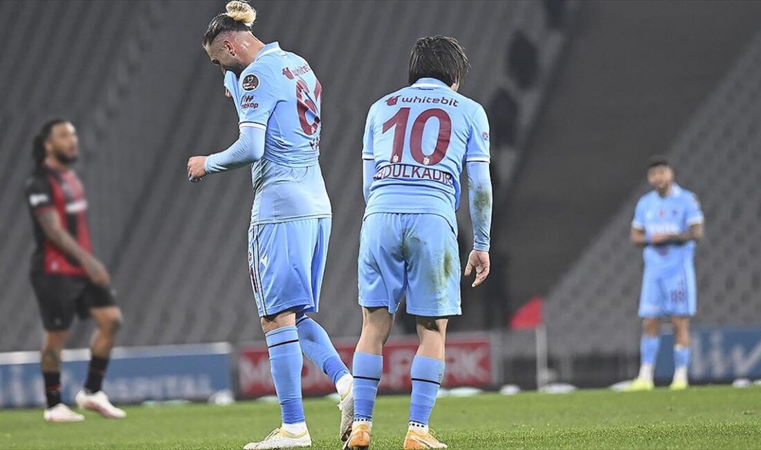Trendyol Süper Lig'in 10. haftasında VavaCars Fatih Karagümrük ile İstanbul'da