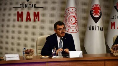 TÜBİTAK Başkanı Prof. Dr. Hasan Mandal, dünyanın her noktasından bilim,