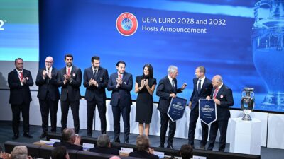 UEFA, 2032 Avrupa Futbol Şampiyonası (EURO 2032) ev sahipliğinin Türkiye