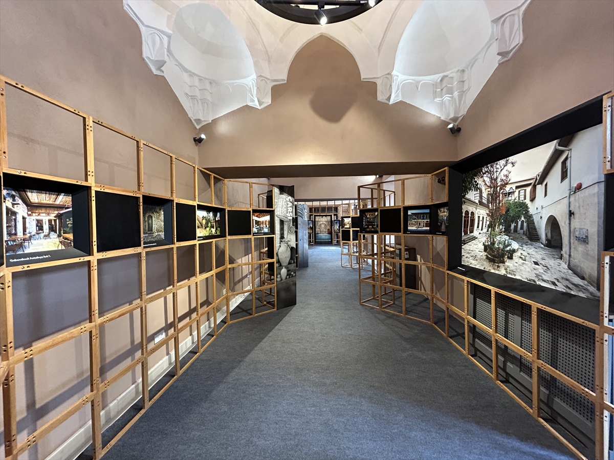 İSTANBUL (AA) – Vakıf Katılım, "5 Şubat Hatay" sergisi ile