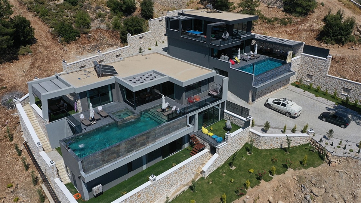 Antalya'da kişi sayısına ve konseptlerine göre 7 günlük fiyatları 17
