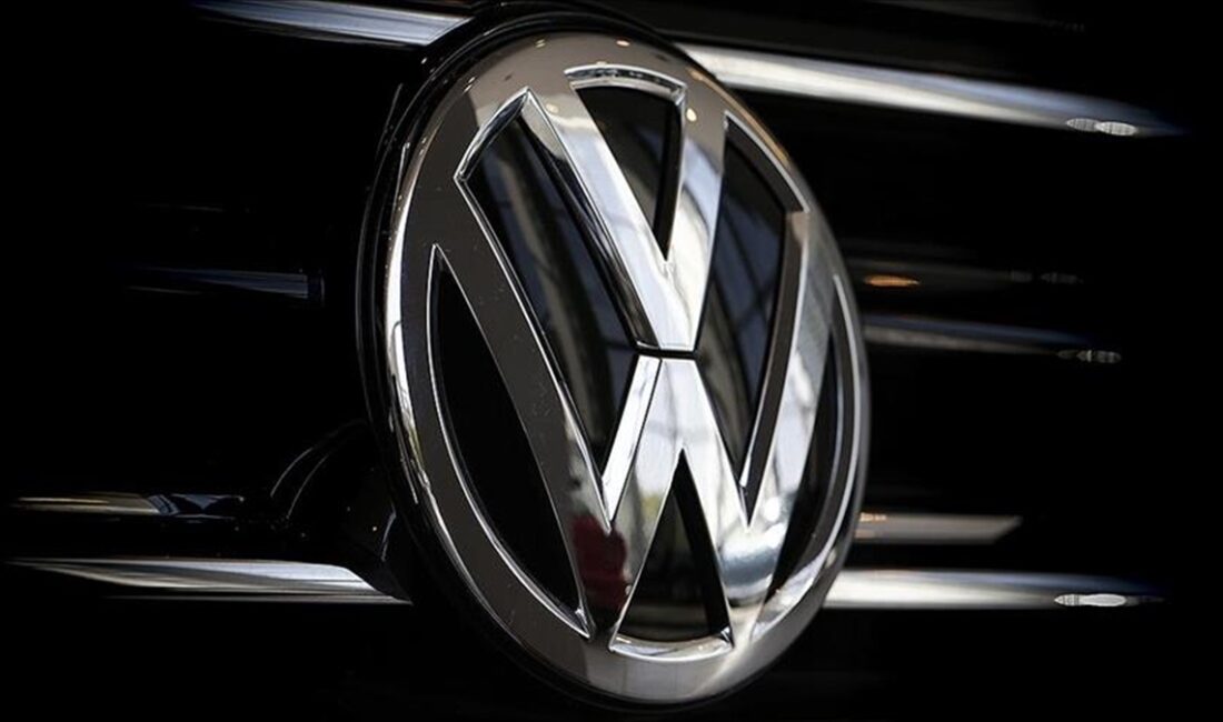 Alman otomotiv üreticisi Volkswagen (VW) Grubu, temmuz-eylül döneminde karını yüzde
