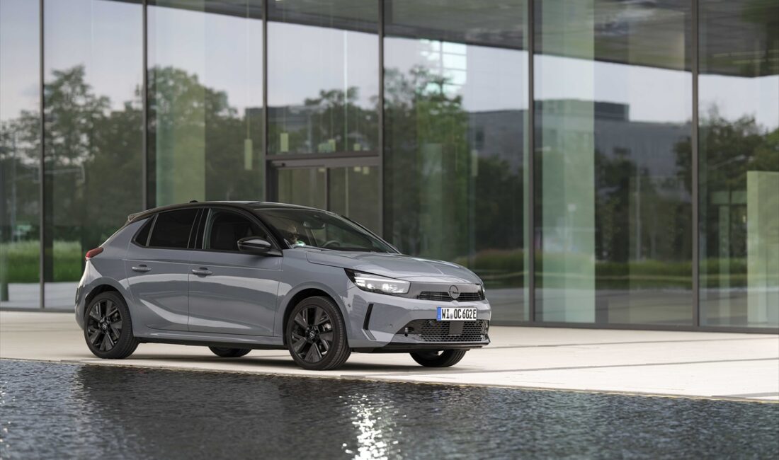 - Göz almayan Intelli-Lux LED Matrix farlar, 14 LED hücresiyle