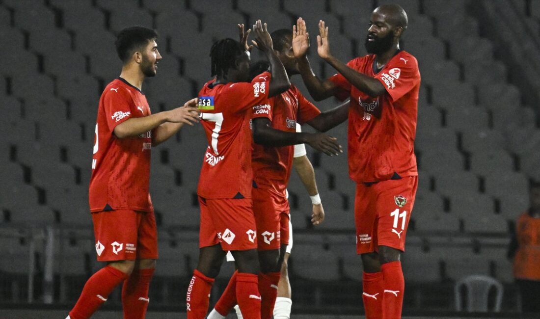 İSTANBUL (AA) – Ziraat Türkiye Kupası 3. tur maçında Sarıyer’i