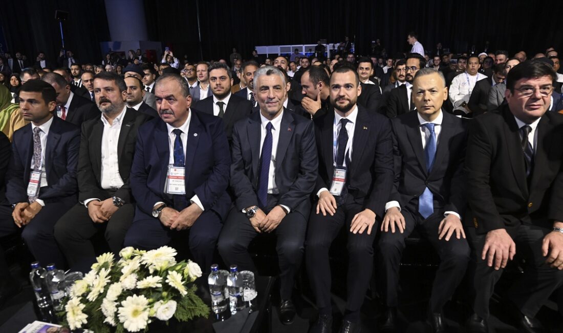 9. Dünya Helal Zirvesi ve 10. İslam İşbirliği Teşkilatı (İİT)