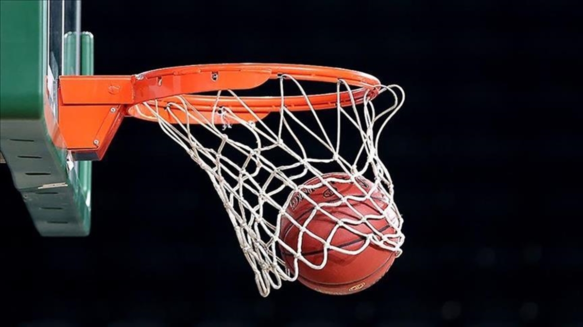 İSTANBUL (AA) – Kocaeli’de Şehit Polis Recep Topaloğlu Spor Salonu’nda