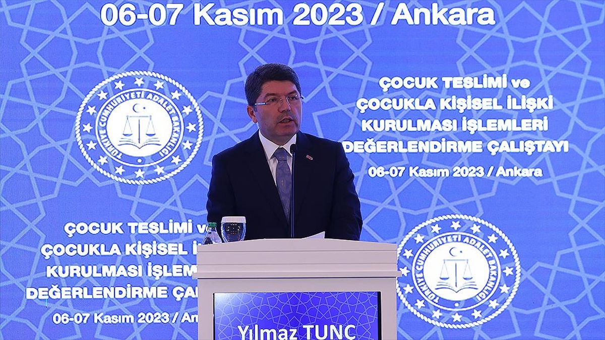 Bakan Tunç, Anayasa Mahkemesinin iptalini görüşeceği, kamuoyunda "dezenformasyon yasası" olarak