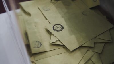 AK Parti'de, yerel seçim için belediye başkan adaylarını belirleyecek Aday