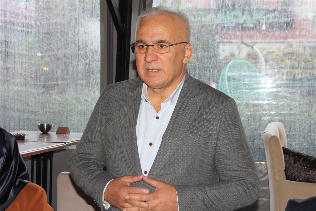 ANTALYA (AA) – AK Parti Serik İlçe Başkanlığı yönetimi, yerel