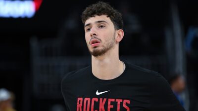 Amerikan Basketbol Ligi'nde (NBA) Houston Rockets forması giyen milli oyuncu