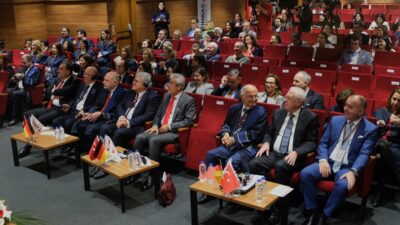 İSTANBUL (AA) – Altınbaş Üniversitesi Mütevelli Heyet Başkanı Ali Altınbaş,