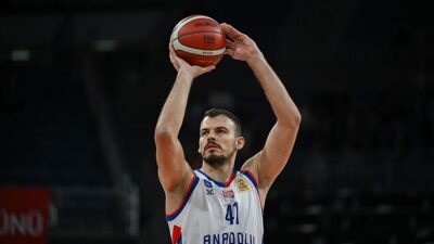 Anadolu Efes Erkek Basketbol Takımı, THY Avrupa Ligi'nin 10. haftasında