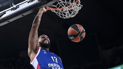 Anadolu Efes Erkek Basketbol Takımı, THY Avrupa Ligi'nin yedinci haftasında