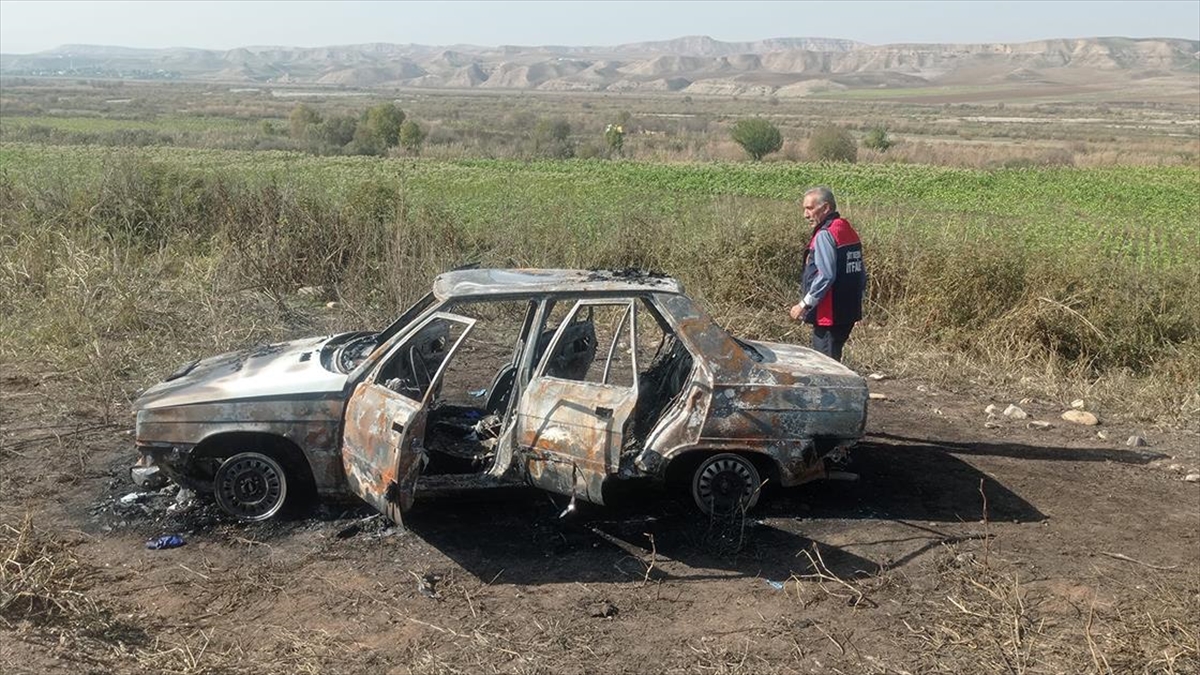 Siirt'in Kurtalan ilçesinde anne ve 5 çocuğunun yaşamını yitirdiği trafik