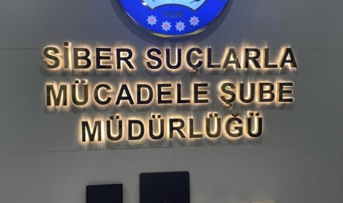 ANTALYA (AA) – Antalya'da internet üzerinden dolandırıcılık yaptığı iddiasıyla 8