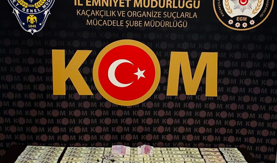 ANTALYA (AA) – Antalya'nın Kepez ilçesinde düzenlenen sahte para operasyonunda