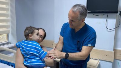 Doğuştan kalp rahatsızlığı bulunan 1,5 yaşındaki Ateş Yalap, 14 ayda