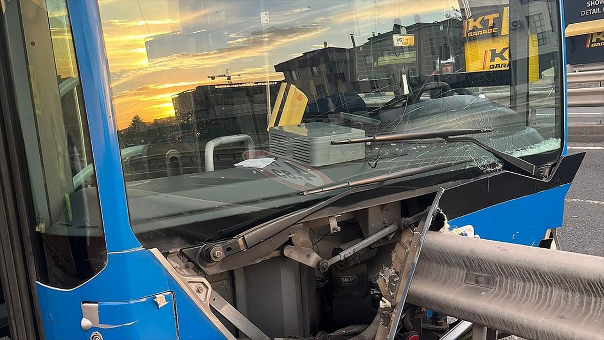 İSTANBUL (AA) – Avcılar &Uuml;niversite Mahallesi’nde O.İ. idaresindeki 34 TP