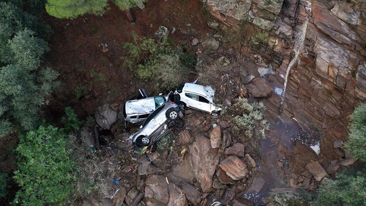 AYDIN (AA) – Alınan bilgiye g&ouml;re, d&uuml;n gece başlayan sağanak