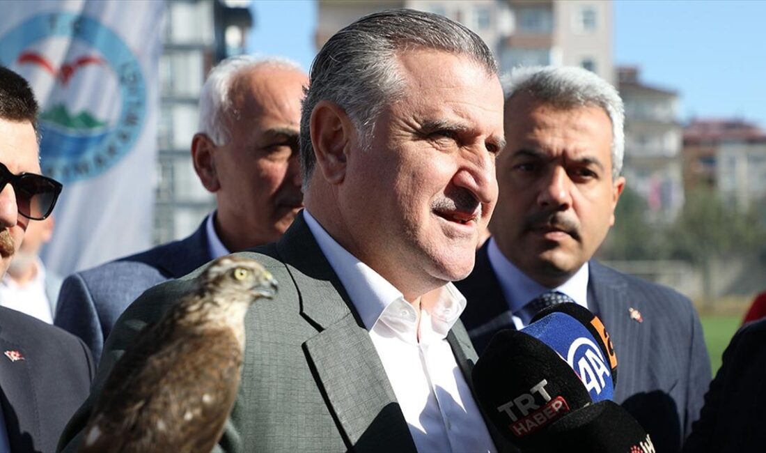 Gençlik ve Spor Bakanı Osman Aşkın Bak, "Kulüplerimiz, sporcularımız tepki