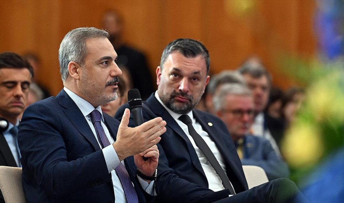 Dışişleri Bakanı Hakan Fidan, "Avrupa Birliği (AB) küresel oyuncu olmak