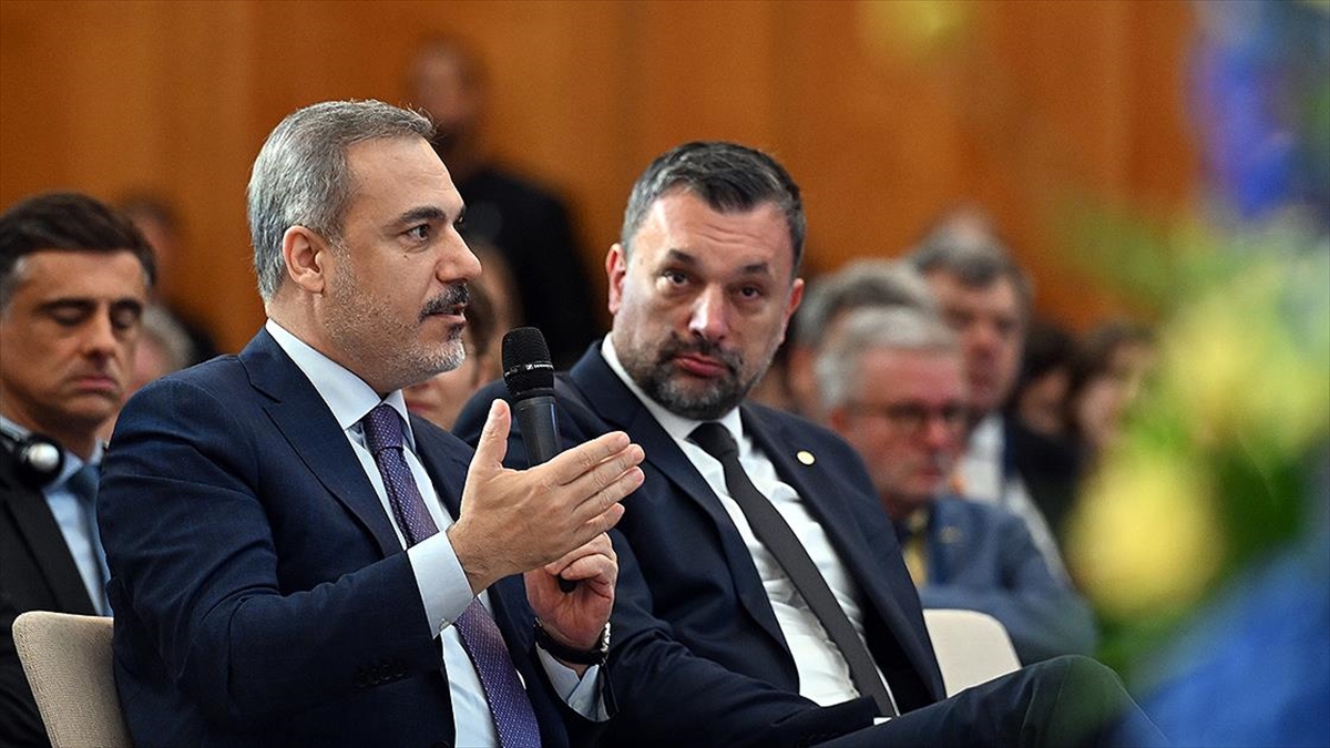 Dışişleri Bakanı Hakan Fidan, "Avrupa Birliği (AB) küresel oyuncu olmak