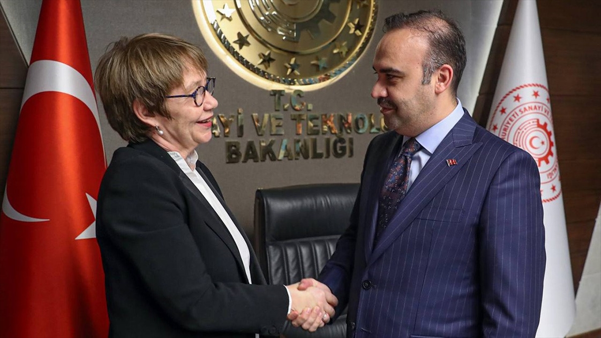 Sanayi ve Teknoloji Bakanı Mehmet Fatih Kacır, Avrupa İmar ve