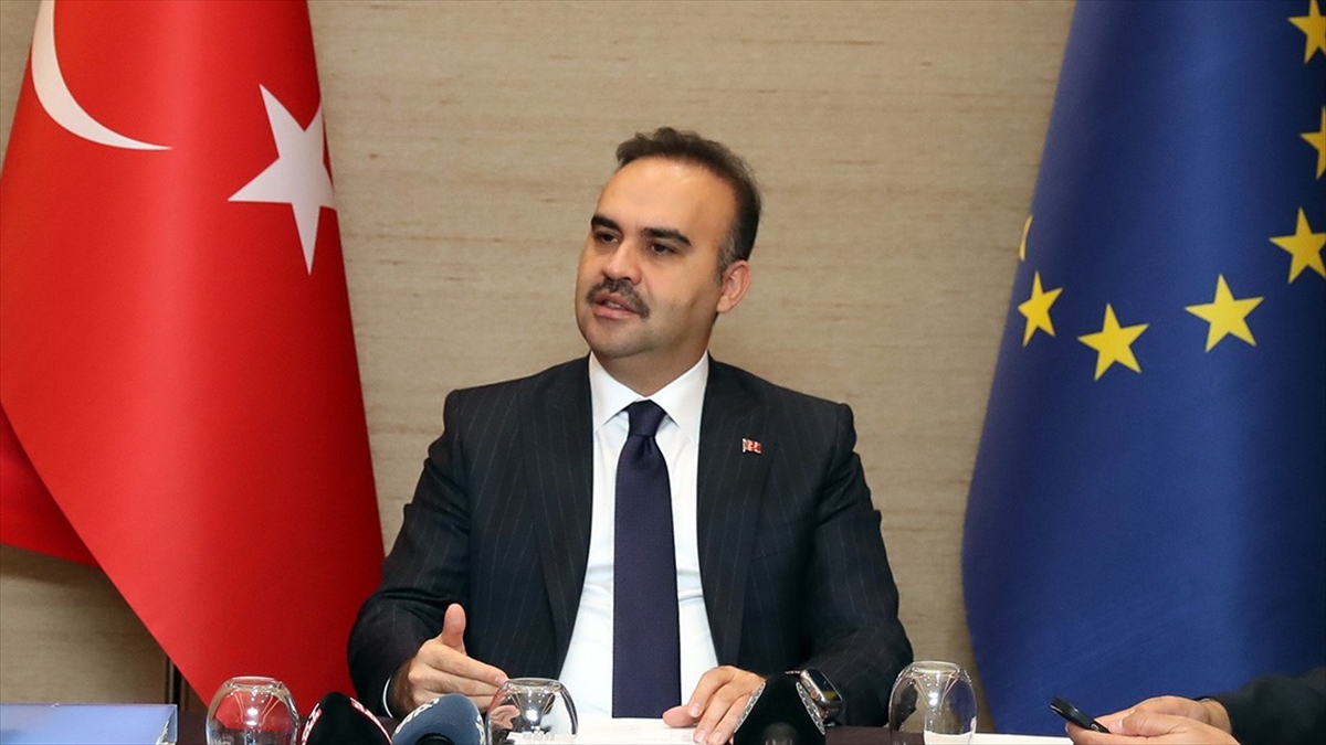 Sanayi ve Teknoloji Bakanı Kacır, Türk sanayisinin Avrupa değer zincirinin