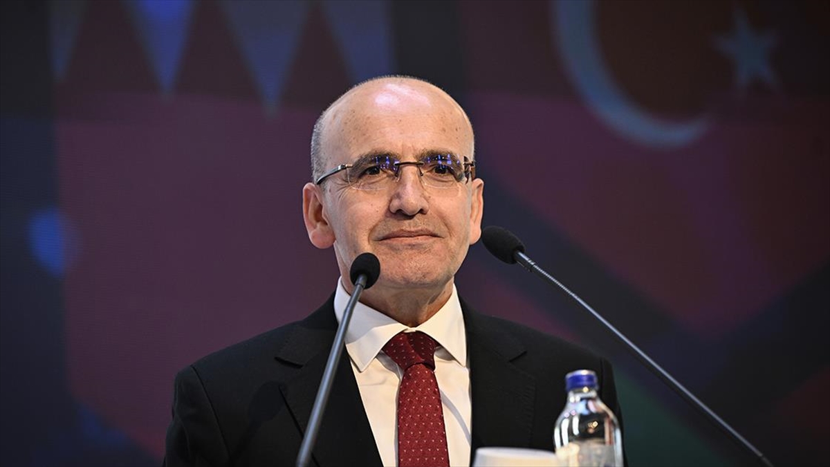 Hazine ve Maliye Bakanı Mehmet Şimşek, "Politikalarımıza enflasyon ve cari