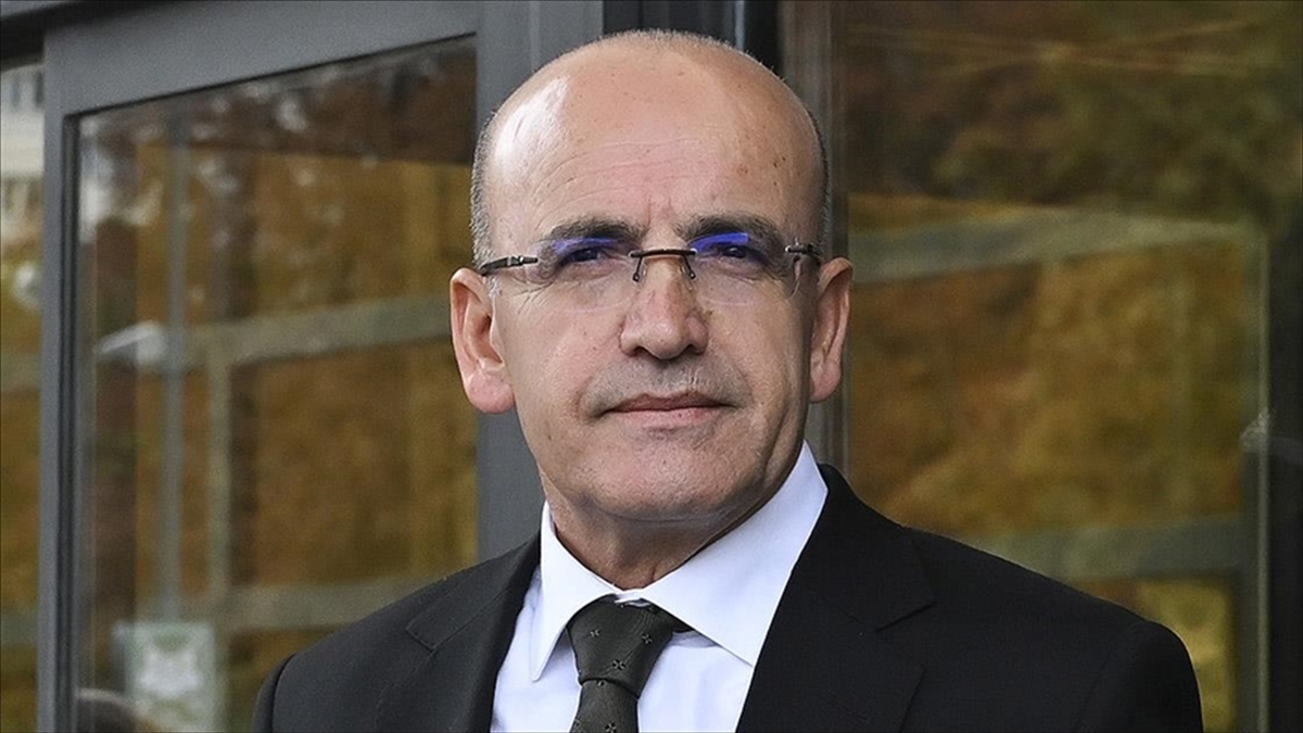 Hazine ve Maliye Bakanı Mehmet Şimşek, "Türkiye'yi Avrupa Birliği'ne sağlam