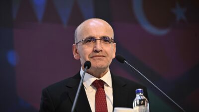 Hazine ve Maliye Bakanı Mehmet Şimşek, yıllık cari dengede son