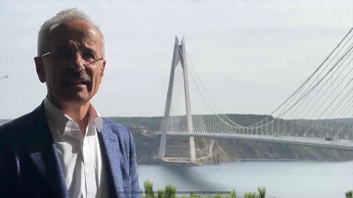 Ulaştırma ve Altyapı Bakanı Abdulkadir Uraloğlu, İstanbul'u ulaştırma alanındaki adımlarla