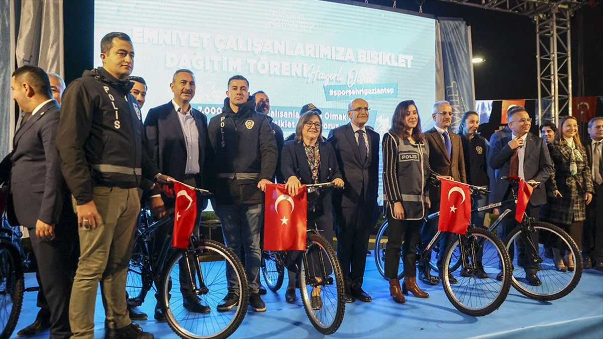 Hazine ve Maliye Bakanı Mehmet Şimşek ile Ulaştırma ve Altyapı