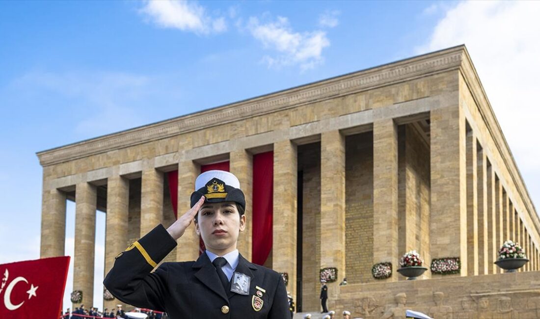 Türkiye Cumhuriyeti'nin kurucusu Büyük Önder Mustafa Kemal Atatürk, ebediyete intikalinin