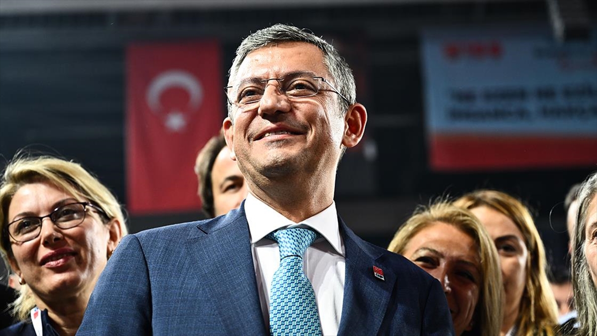 Hafta sonu yapılan 38. Olağan Kurultay'da Genel Başkan seçilen Özgür
