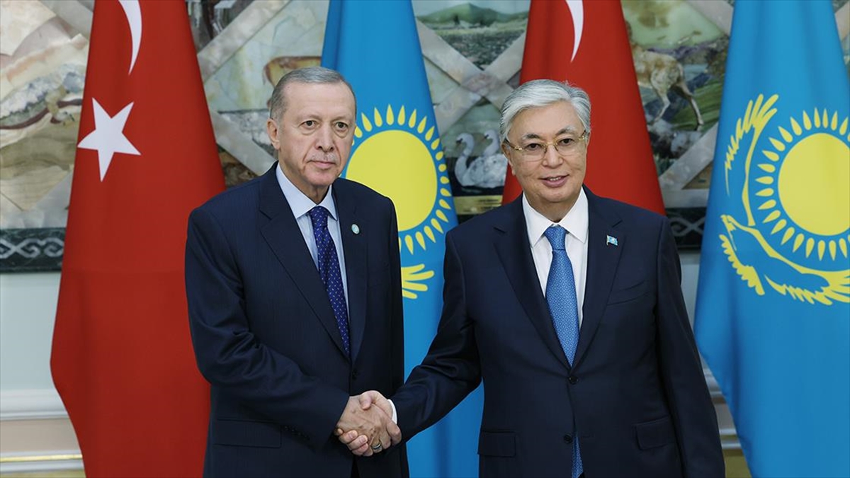Cumhurbaşkanı Recep Tayyip Erdoğan, Kazakistan Cumhurbaşkanı Kasım Cömert Tokayev ile