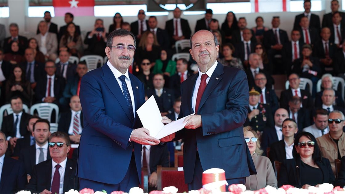 Cumhurbaşkanı Yardımcısı Cevdet Yılmaz, "Bizim için Kıbrıs sorun değil, bir