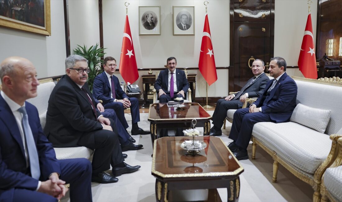 ANKARA (AA) – Cumhurbaşkanlığı Külliyesi’ndeki baş başa ve heyetler arası